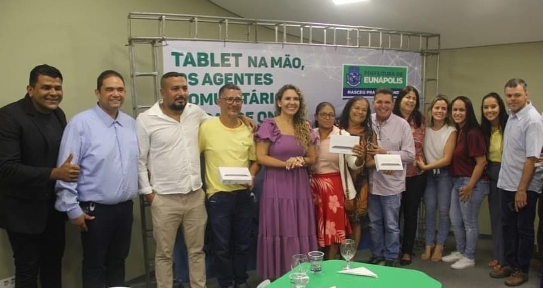Eunápolis é destaque na mídia estadual com entrega de tablets para ACSs 40