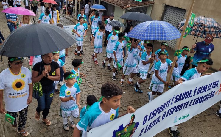 Governo Municipal celebra 7 de Setembro com atos cívicos em Itagimirim e União Baiana; confira as fotos 101