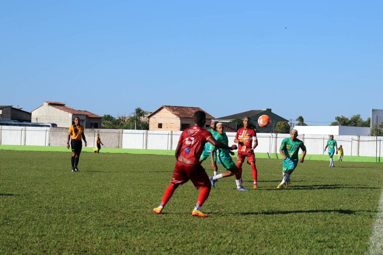 Intermunicipal: jogo entre Eunápolis e Santo Antônio de Jesus termina em empate 10