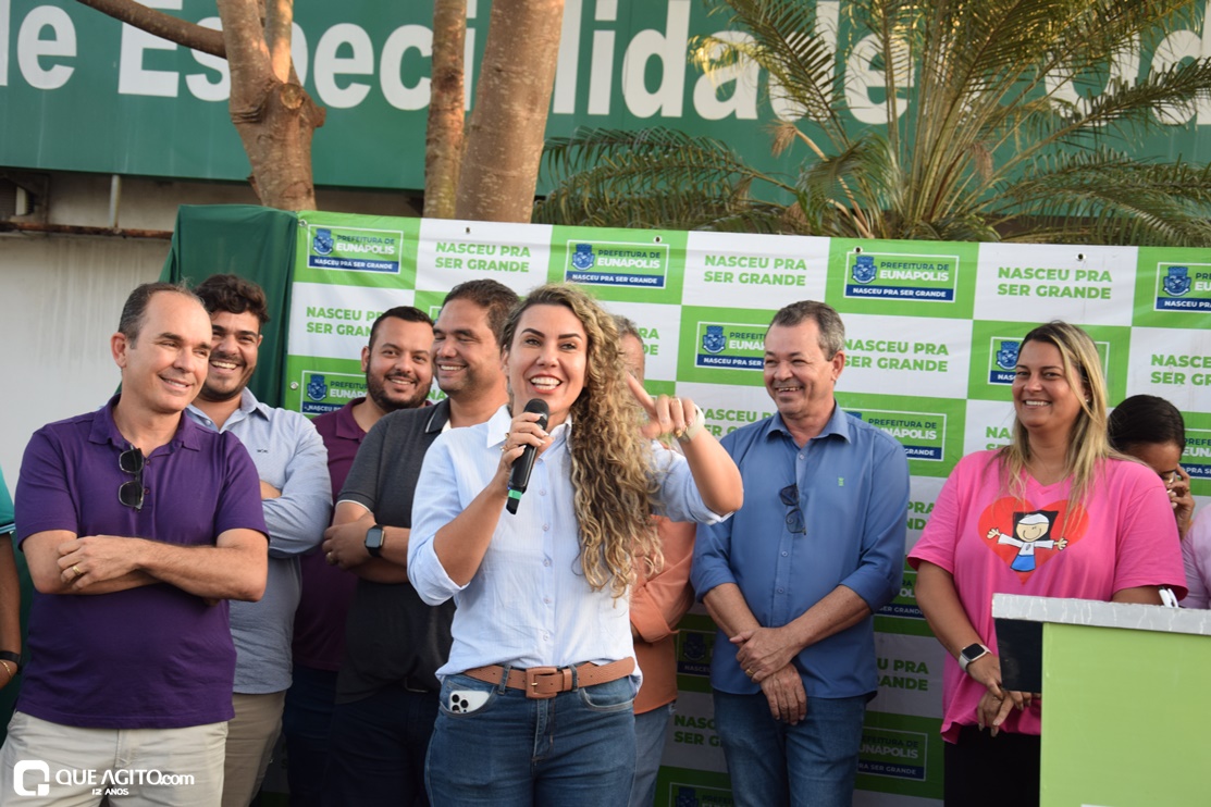 Prefeita Cordélia Torres assina ordem de serviço para requalificação do Centro de Especialidades Odontológicas 60