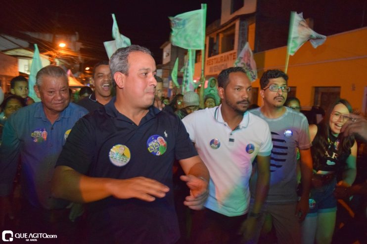 Multidão lota ruas de Itagimirim em caminhada e encontrão com Vitor Azevedo 210