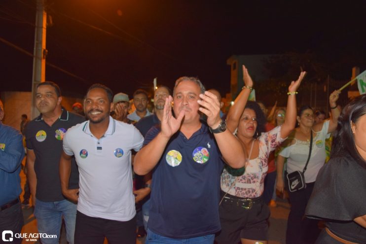 Multidão lota ruas de Itagimirim em caminhada e encontrão com Vitor Azevedo 240