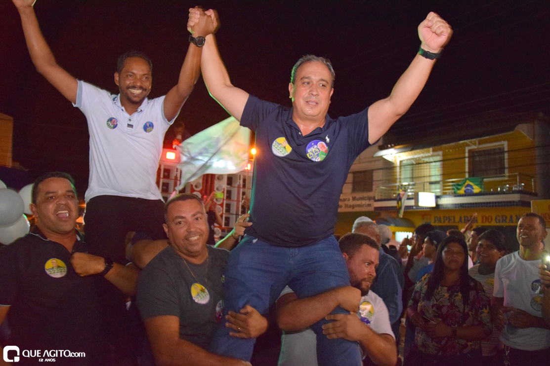 Multidão lota ruas de Itagimirim em caminhada e encontrão com Vitor Azevedo 73