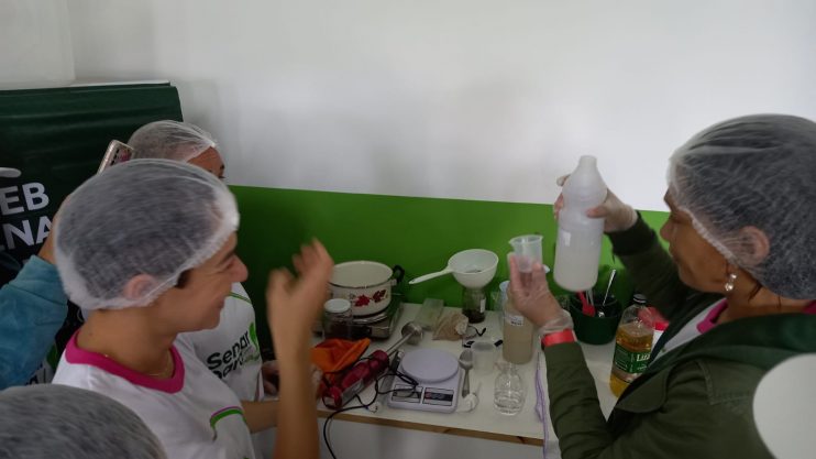 Capacitação para mulheres do campo conta com presença de integrante da lista da Forbes 15