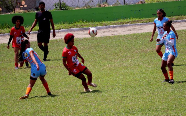 WhatsApp Image 2022-09-05 at 14.14.13 (2) Prefeita Cordélia Torres prestigia final do Campeonato Feminino de Futebol no Estádio Araujão 20
