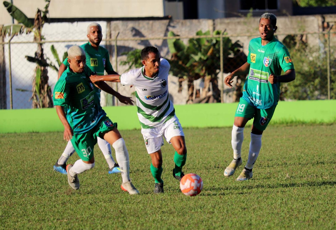 Prefeita Cordélia Torres prestigia final do Campeonato Feminino de Futebol no Estádio Araujão 8