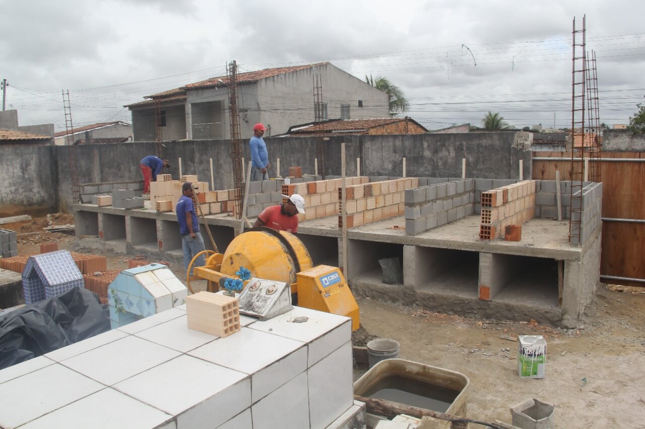 Prefeitura de Eunápolis executa primeira fase da requalificação do Cemitério da Consolação 5