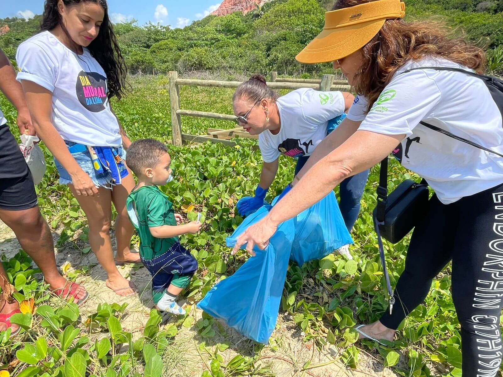 Porto Seguro participa do Dia Mundial da Limpeza 5