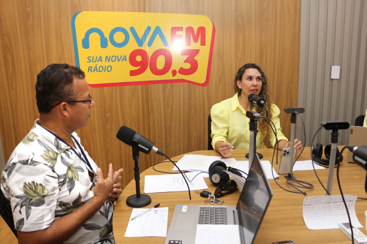 Prefeita Cordelia concede entrevista a emissora de rádio e fala dos avanços da sua gestão 17
