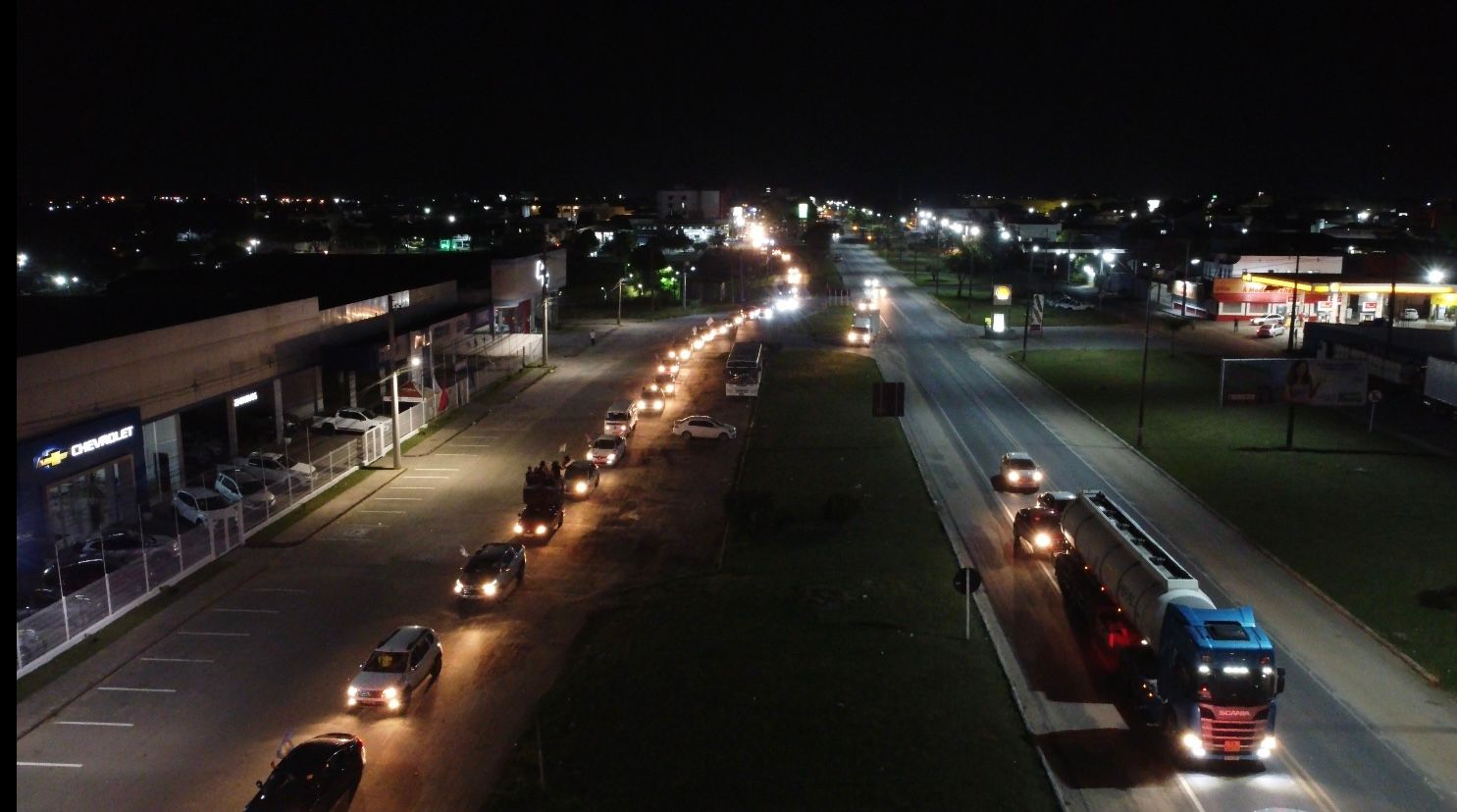 Eunapolis abraça campanha de ACM Neto com carreata histórica liderada por Cordélia e Paulo Dapé 11