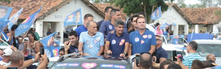 Em Ruy Barbosa, ACM Neto ‘para’ a cidade com carreata e reúne multidão nas ruas 9
