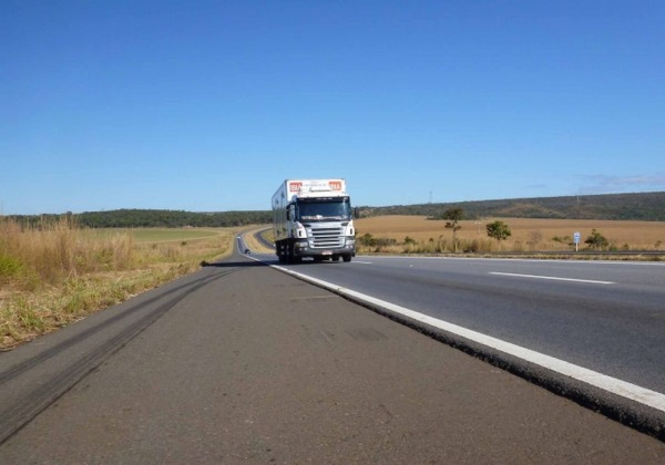 Prazo para caminhoneiros fazerem a autodeclaração é prorrogado 4