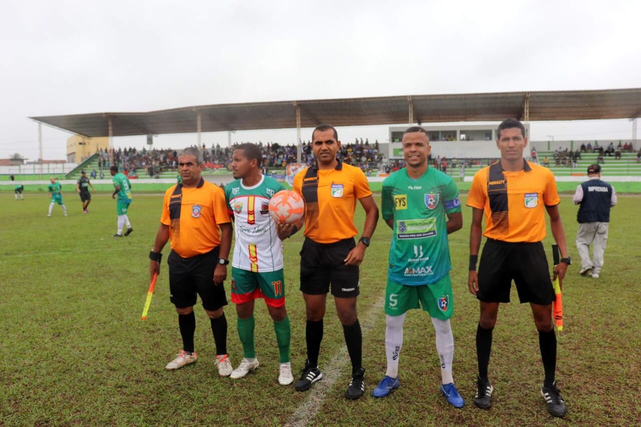 Intermunicipal: Eunápolis vence Terra Nova sob aplausos da torcida no Araujão 108