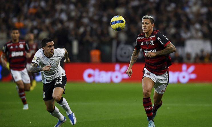 Flamengo e Corinthians buscam título da Copa do Brasil no Maracanã 7