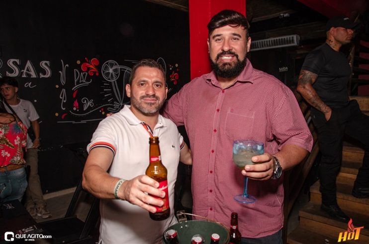 Hot: Enimes Party é marcado por muito funk 136