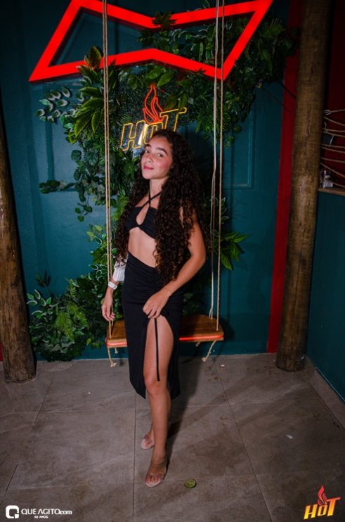 Hot: Enimes Party é marcado por muito funk 137