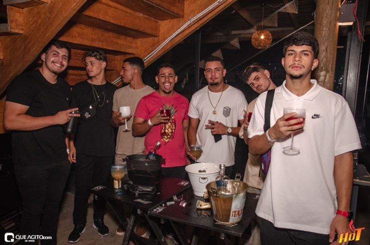 Hot: Enimes Party é marcado por muito funk 141