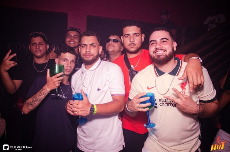 Hot: Enimes Party é marcado por muito funk 160