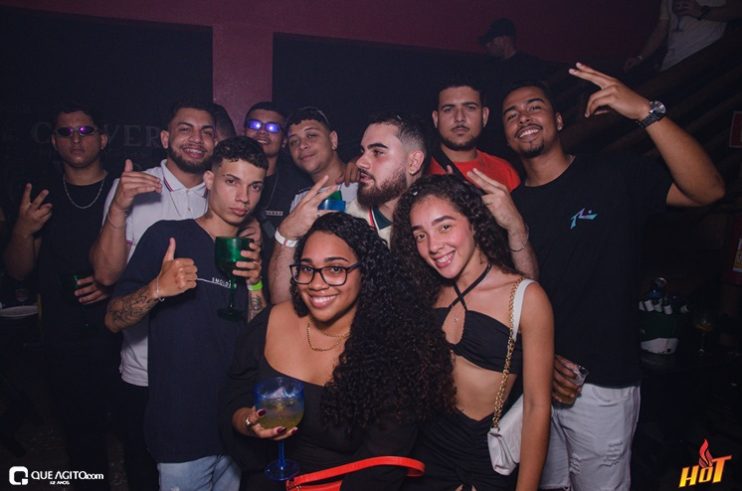 Hot: Enimes Party é marcado por muito funk 163