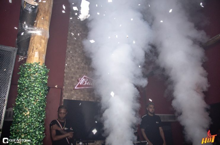 Hot: Enimes Party é marcado por muito funk 164