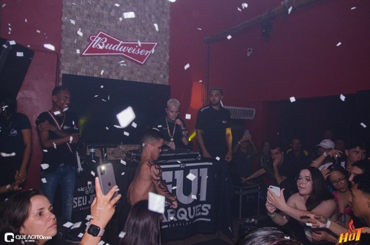 Hot: Enimes Party é marcado por muito funk 166