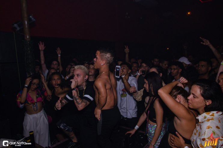 Hot: Enimes Party é marcado por muito funk 168