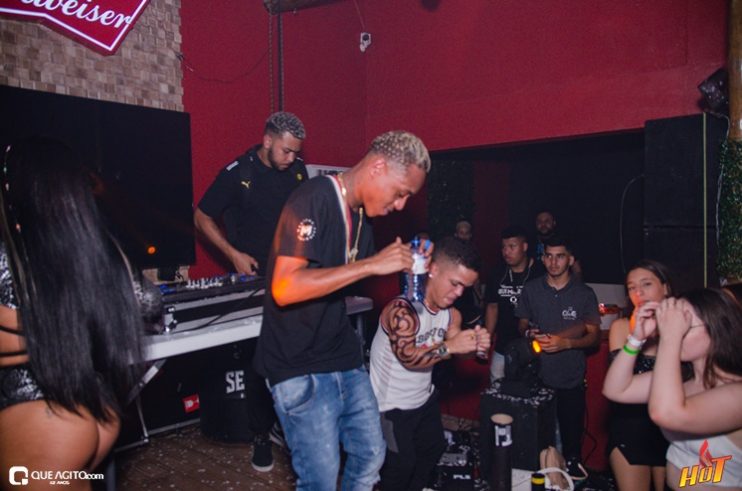 Hot: Enimes Party é marcado por muito funk 180