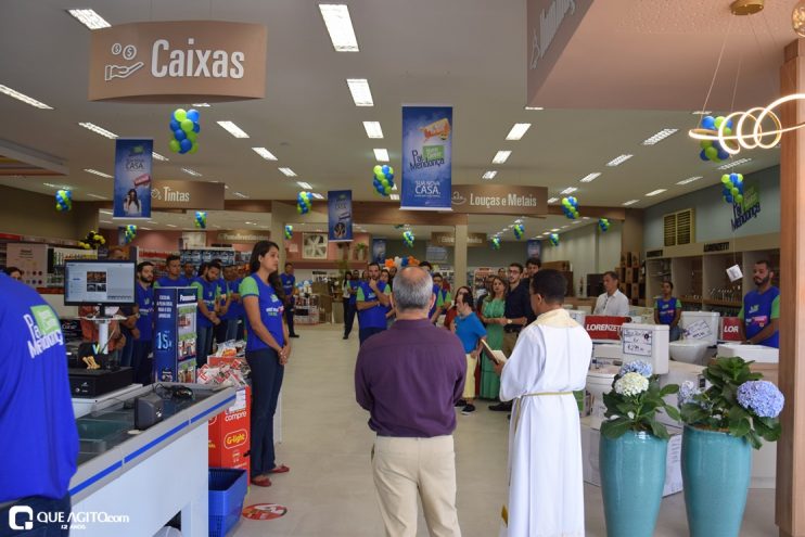 Representantes da gestão municipal prestigiam inauguração da loja Pai Mendonça em Eunápolis 25