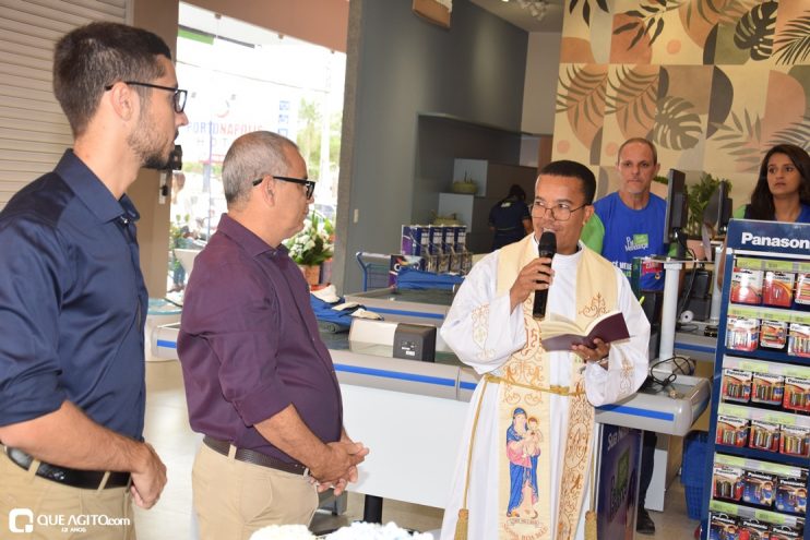 Representantes da gestão municipal prestigiam inauguração da loja Pai Mendonça em Eunápolis 35