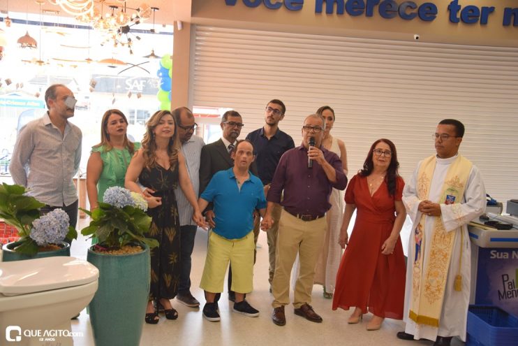 Representantes da gestão municipal prestigiam inauguração da loja Pai Mendonça em Eunápolis 43