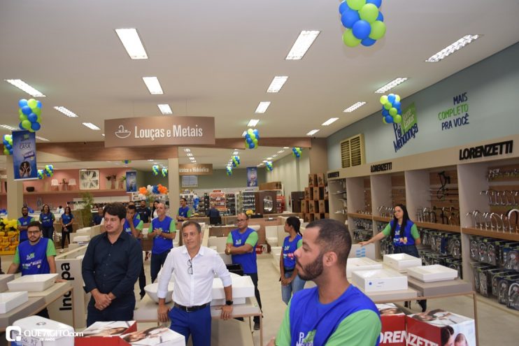 Representantes da gestão municipal prestigiam inauguração da loja Pai Mendonça em Eunápolis 46