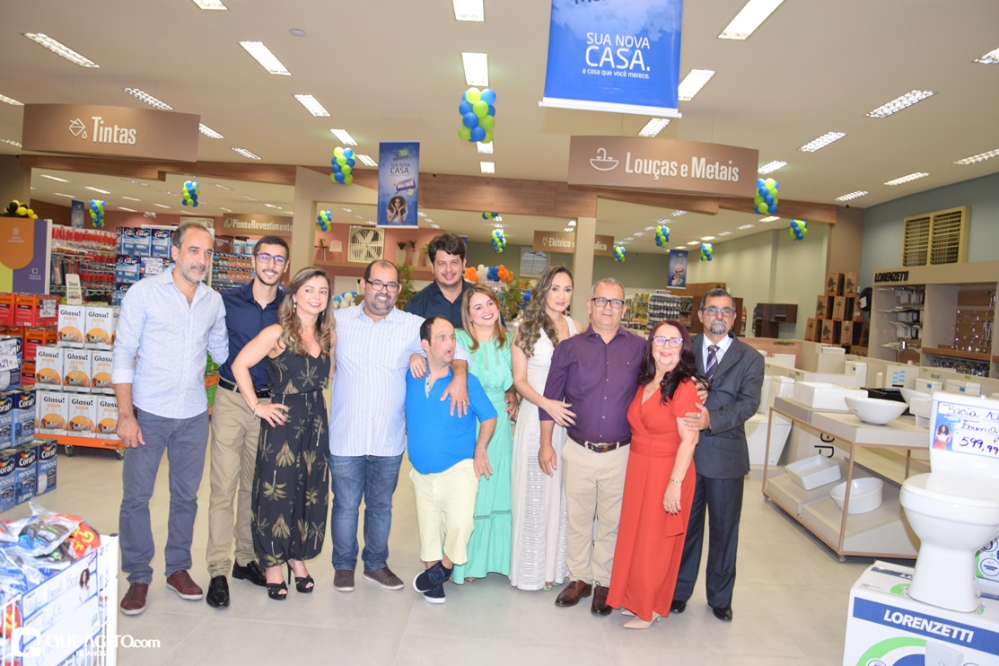 Representantes da gestão municipal prestigiam inauguração da loja Pai Mendonça em Eunápolis 12