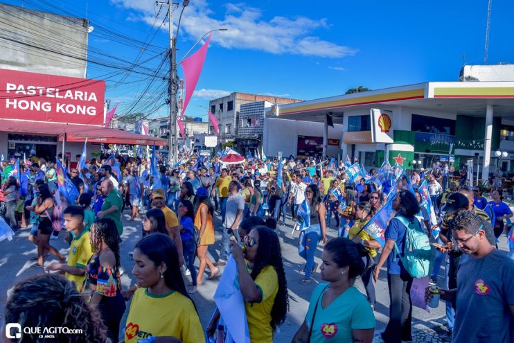 Acompanhado por Cordélia e Paulo Dapé, ACM Neto cai nos braços do povo de Eunápolis 186