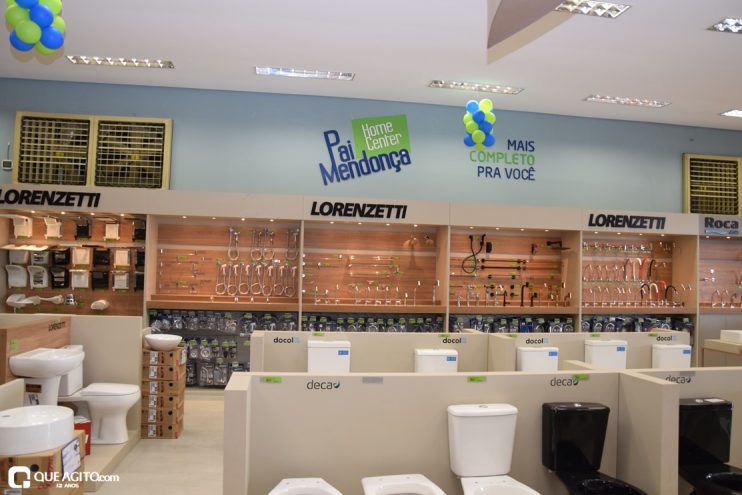 Representantes da gestão municipal prestigiam inauguração da loja Pai Mendonça em Eunápolis 89