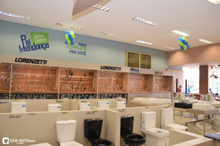 Representantes da gestão municipal prestigiam inauguração da loja Pai Mendonça em Eunápolis 90