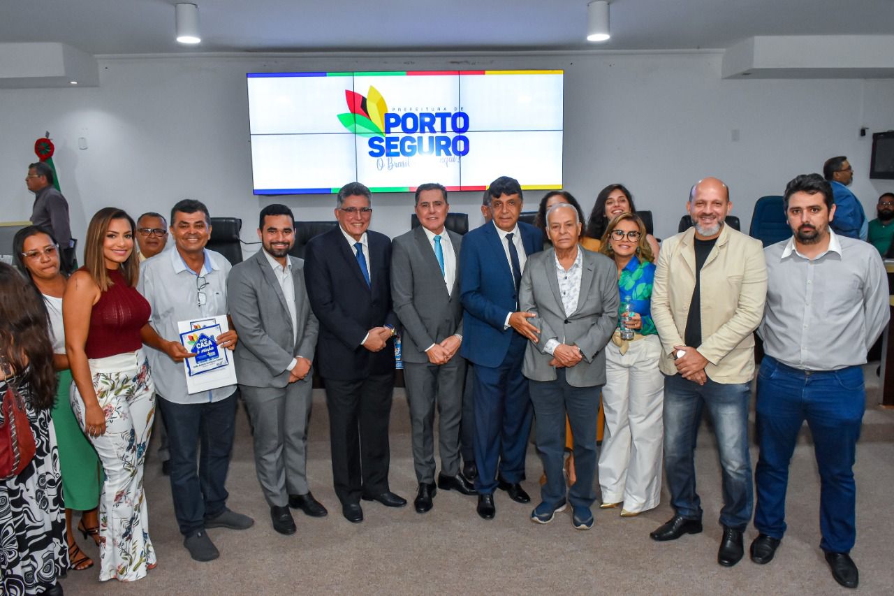 Porto Seguro: Prefeitura entrega 184 títulos de Regularização Fundiária 35