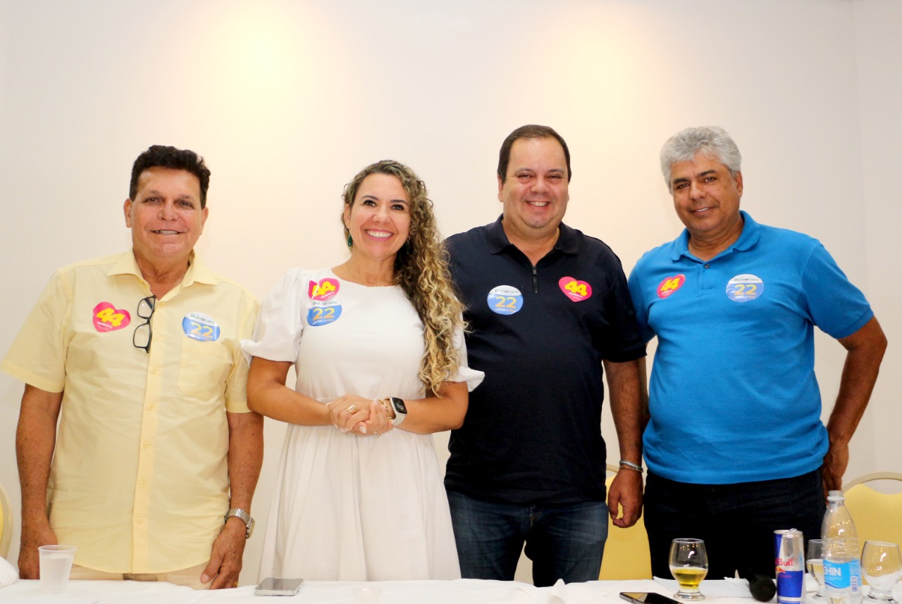 Prefeita reúne Elmar Nascimento e Robinho em coletiva em prol de ACM Neto e Bolsonaro 47