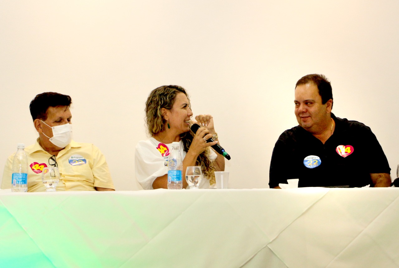 Prefeita reúne Elmar Nascimento e Robinho em coletiva em prol de ACM Neto e Bolsonaro 71