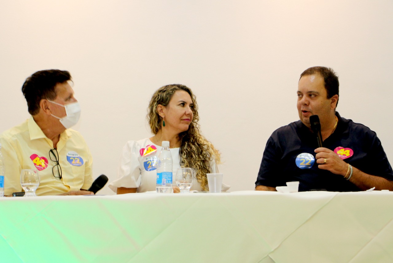 Prefeita reúne Elmar Nascimento e Robinho em coletiva em prol de ACM Neto e Bolsonaro 69