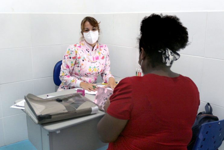 Outubro Rosa: Dia M disponibiliza centenas de atendimentos voltados à mulher no Centro de Especialidades em Saúde 24