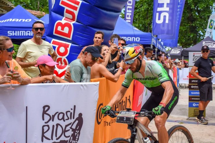 CICLISTAS DE TODAS AS PARTES DO MUNDO PARTICIPAM DE COMPETIÇÃO NO ARRAIAL D’AJUDA 11