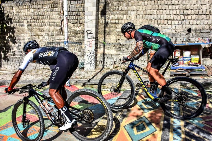 CICLISTAS DE TODAS AS PARTES DO MUNDO PARTICIPAM DE COMPETIÇÃO NO ARRAIAL D’AJUDA 13