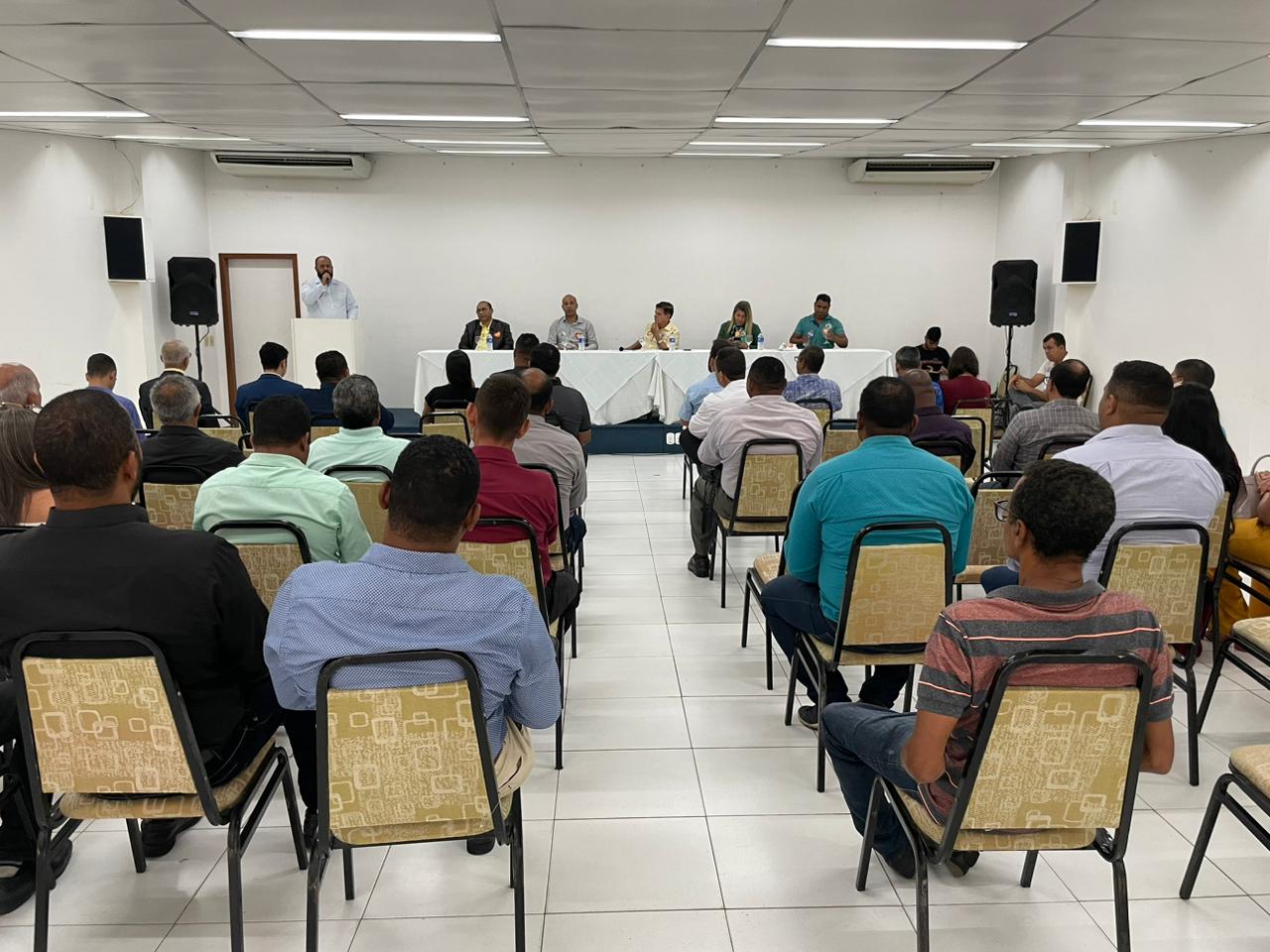 Paulo Dapé se reúne com pastores evangélicos para fortalecer campanha de ACM Neto e Bolsonaro 31