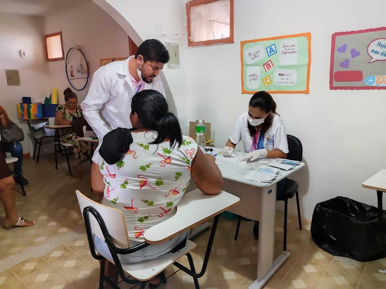 Servidoras da limpeza pública e do SAMU são contempladas com exames e serviços 74