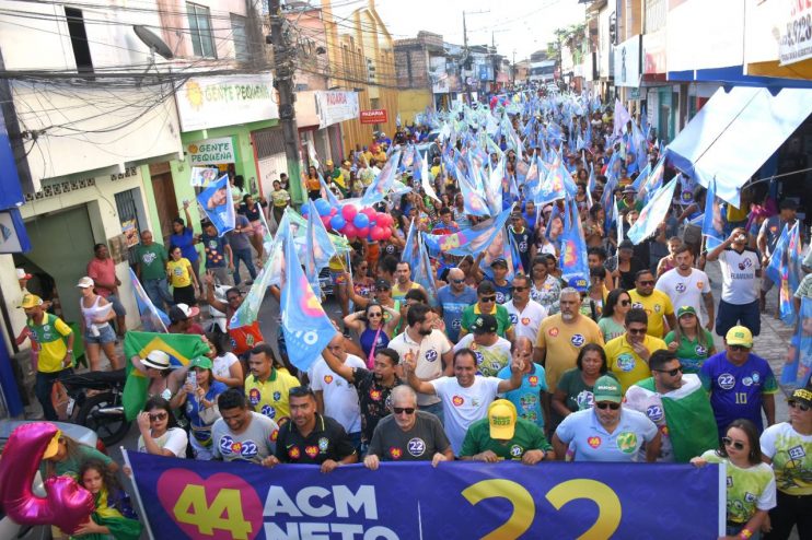 CAMINHADA DA VITÓRIA LEVA MULTIDÃO ÀS RUAS DE PORTO SEGURO 9