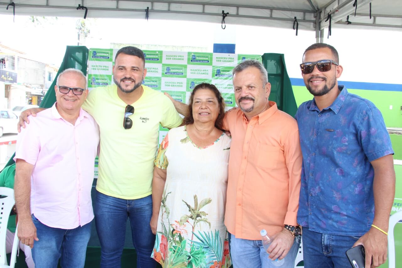 Prefeitura Itinerante leva serviços essenciais aos moradores do bairro Alecrim II 11