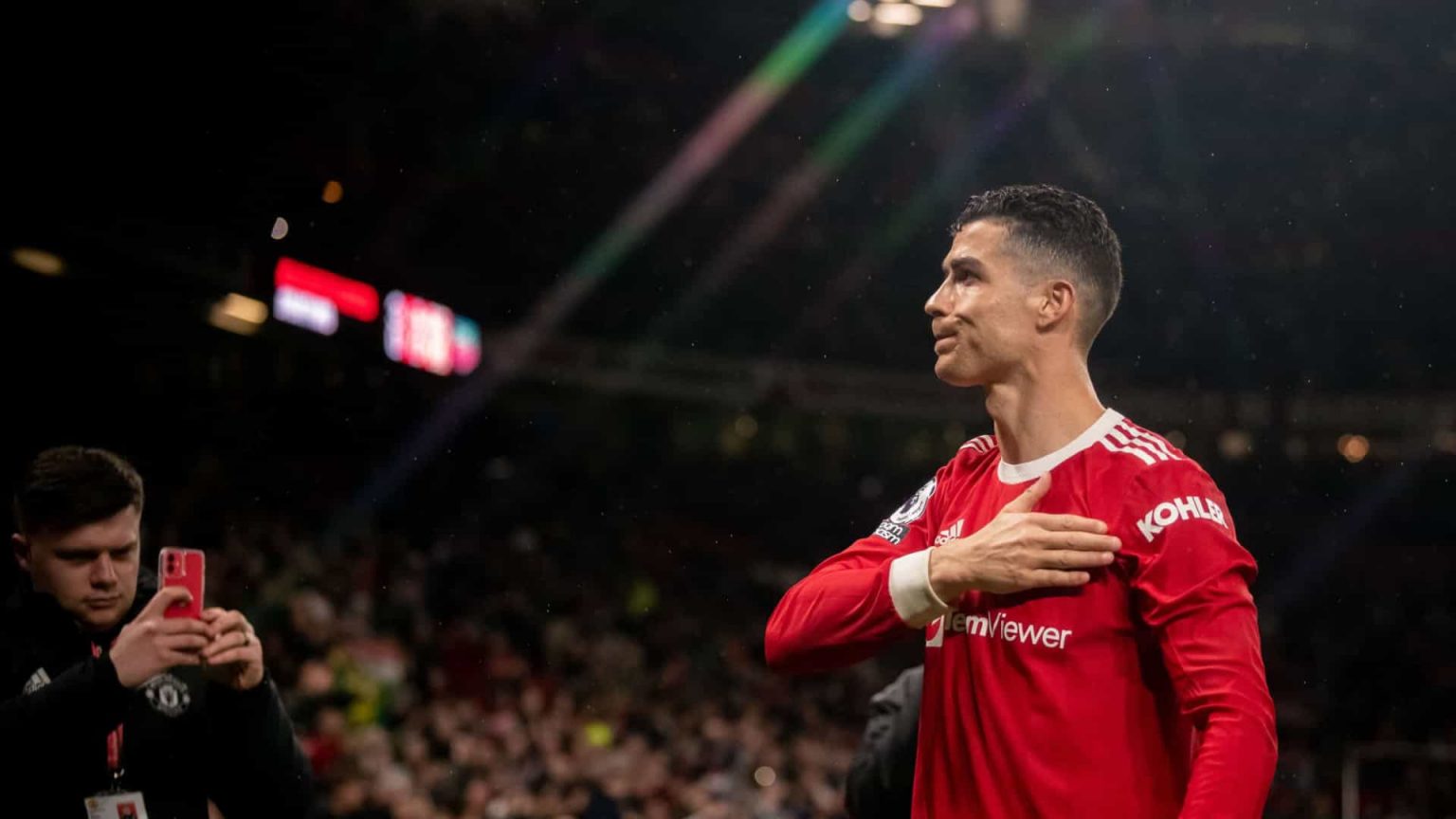 Cristiano Ronaldo pode deixar o Manchester United em janeiro, diz jornal 7