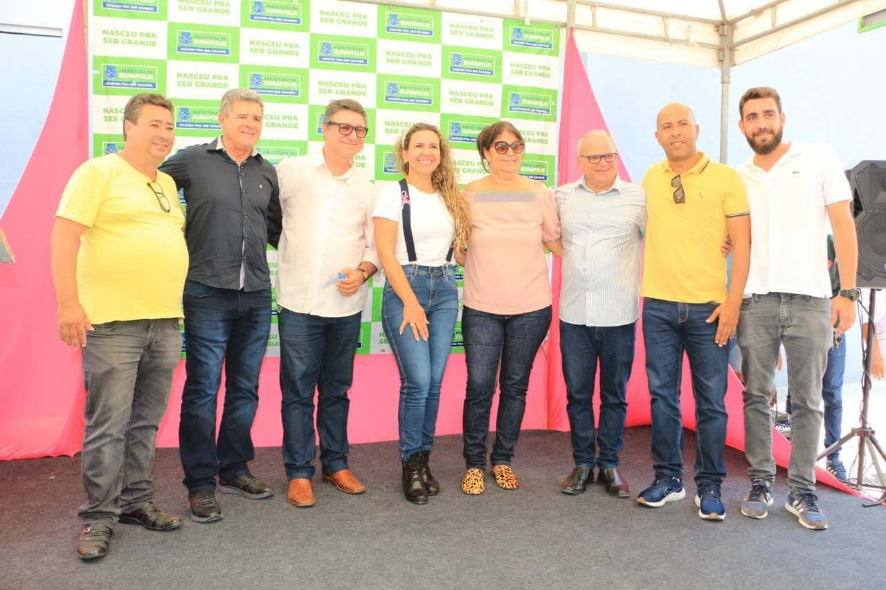 Prefeita Cordélia Torres entrega pavimentação da Travessa Projetada no bairro Urbis II 10