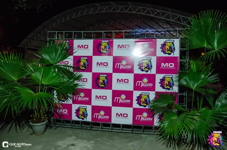 Gente bonita e muito agito no Paradise Tropical em Almenara 213