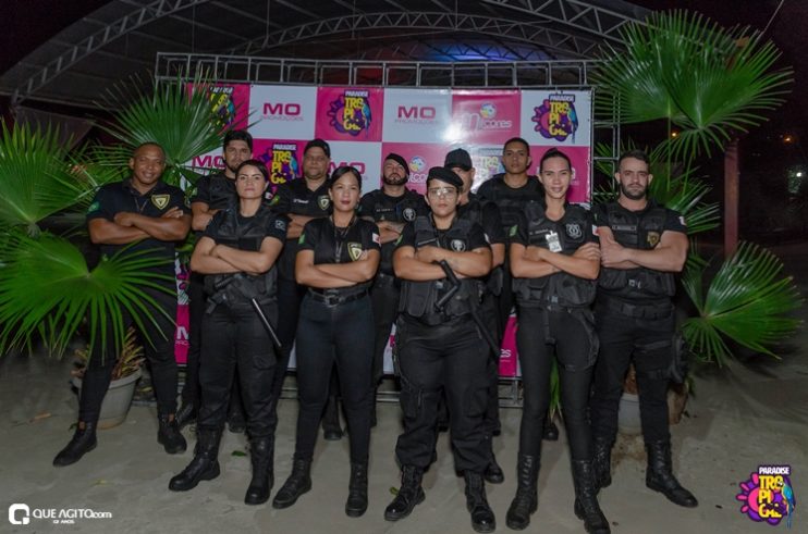 Gente bonita e muito agito no Paradise Tropical em Almenara 214